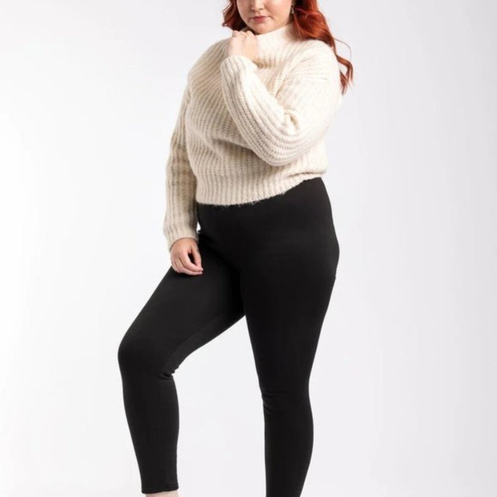 Just Cozy Black Fur-Lined Leggings